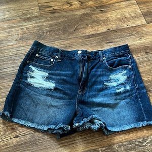 American Eagle mom shorts